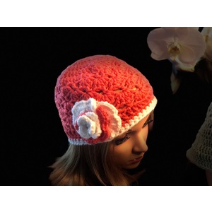 Women’s two tone flower hat by Sherri Gold