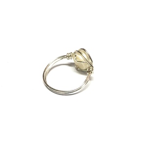 Ring Silver Wire With Genuine Pearl by Laura Nigro