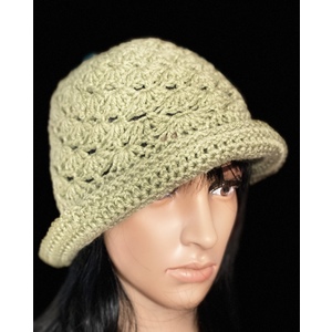 Women’s sea foam green “sea shell” hat. by Sherri Gold