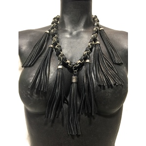 Temptation necklace by Delphine Pontvieux
