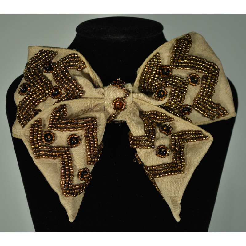 Hand beaded bow pin chevron pattern by Renata Maliszewski