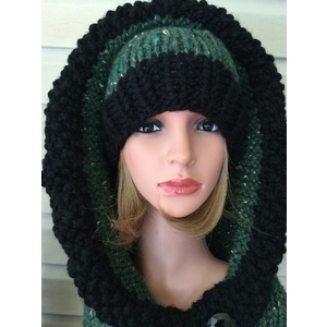 Women’s two piece set hooded cowl and matching beanie in green multi and black by Sherri Gold