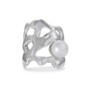 Limerance Ring by Loret Gomez