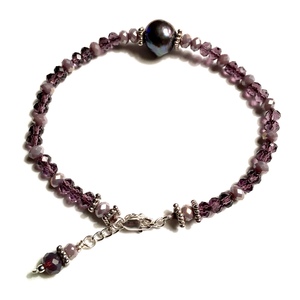 Bracelet Hand-Knotted Amethyst Crystals & Center Pearl by Laura Nigro