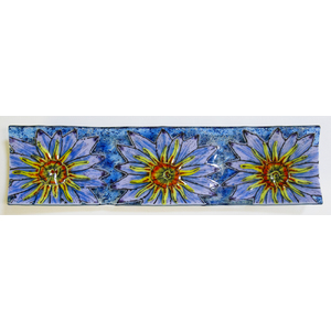 #1135C Intense Water Lily Medium Channel Plate by Michelle Rial